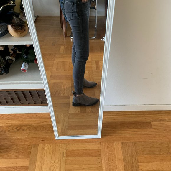 Balenciaga Chelsea Quatro suede gray ankle boots - Picture 9 of 10